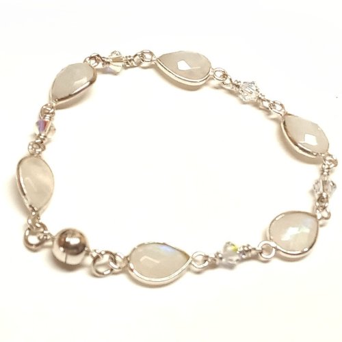 Judy Larson's Make Your Own Chains Part 3 - , Teaching, Making Chain, Chain Making , Jump Rings, Jump Ring, Making Jump Rings, Butane Torch, Soldering, Solder, Design, , , Bezel Connectors.