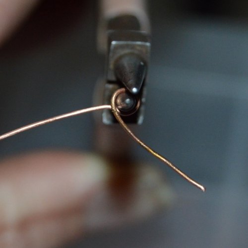 Deborah Kelly's Herringbone Bracelet and Earrings - , Contemporary Wire Jewelry, Weaving, Wire Weaving, Weaving Wire, herringbone weave