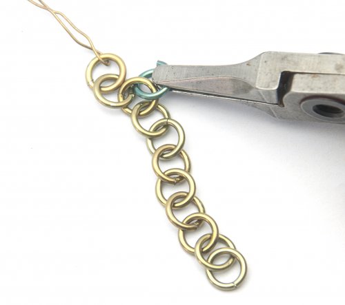 Kylie Jones's Niobium Zigzag Earrings - , Chain Maille Jewelry, Making Chain, Chain Making , Using color B take an open ring