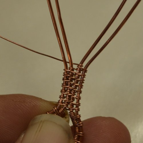 Deborah Kelly's Woven Shell Donut Pendant - , Wire Weaving, Weaving, Wire Weaving, Weaving Wire, Bend the base wires into a V shape, 2 wires on each side.
