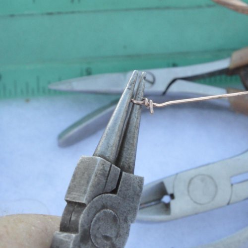 Deborah Kelly's Wire Wrapped Beaded Chain - , Contemporary Wire Jewelry, Loops, Wire Loop, Wrapped Wire Loop, Wire Wrapping, Wrapping, Wire Wrapping Jewelry, Creating a small loop of wire.