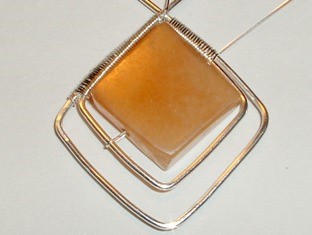 Abby Hook's Squares Bracelet - , Contemporary Wire Jewelry, Wire Wrapping, Wrapping, Wire Wrapping Jewelry, Weaving, Wire Weaving, Weaving Wire, Take the thin wire round the thick wire