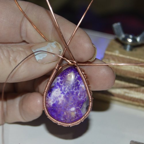 Deborah Kelly's Side Crossover Pendant - , Wire Weaving, Weaving, Wire Weaving, Weaving Wire, Shape the weave around the outside of the stone 