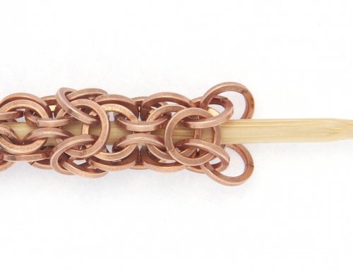 Kylie Jones's Square Wire Rings Round Maille Bracelet - , Chain Maille Jewelry, Making Chain, Chain Making , Flip the last row in exactly the same way 