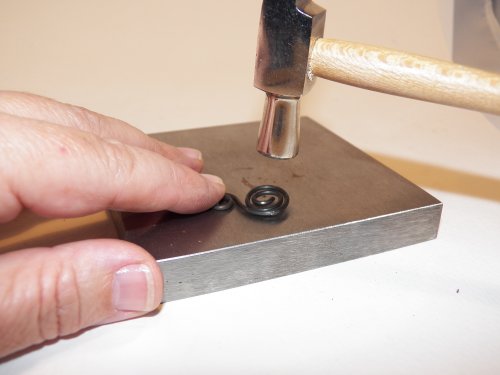 Susan LeGuyader's Challenge Necklace - , Contemporary Wire Jewelry, Making Chain, Chain Making , Loops, Wire Loop, Wrapped Wire Loop, use your hammer and bench block to tap them flat