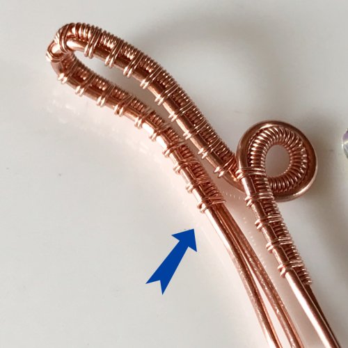 Erika Pal's Capturing Loops Pendant - , Wire Weaving, Weaving, Wire Weaving, Weaving Wire, cut off the extra end of the weaving wire.