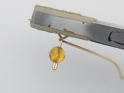 Kylie Jones's Gold Bead Pendant - , Contemporary Wire Jewelry, Loops, Wire Loop, Wrapped Wire Loop, gold bead pendant