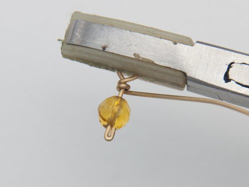 Kylie Jones's Gold Bead Pendant - , Contemporary Wire Jewelry, Loops, Wire Loop, Wrapped Wire Loop, gold bead pendant