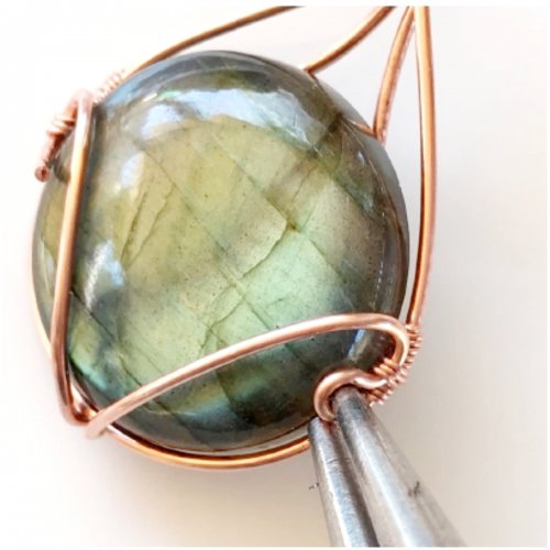 Erika Pal's Wire Wrapped Cabochon Pendant - , Classic Wire Jewelry, Wire Wrapping, Wrapping, Wire Wrapping Jewelry,  bend the wire end outwards