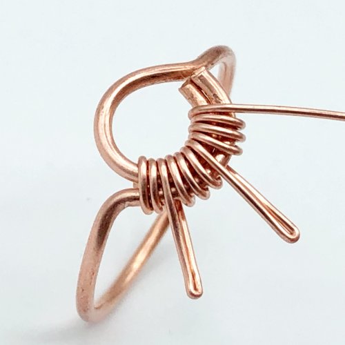 Erika Pal's Simplicity Ring - , Contemporary Wire Jewelry, Wire Wrapping, Wrapping, Wire Wrapping Jewelry, prong wire ring