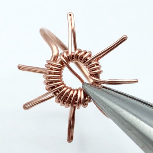 Erika Pal's Simplicity Ring - , Contemporary Wire Jewelry, Wire Wrapping, Wrapping, Wire Wrapping Jewelry, prong wire ring