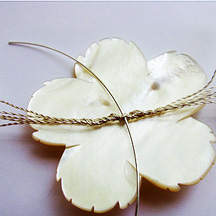 Albina Manning's Endless Summer Necklace - , Contemporary Wire Jewelry, Wire Wrapping, Wrapping, Wire Wrapping Jewelry, Adding memory wire to loop.