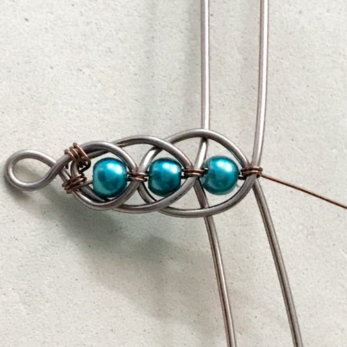 Erika Pal's Charm Hoop Earrings - , Contemporary Wire Jewelry, Lashing, Wire Lashing, Wire Wrapping, Wrapping, Wire Wrapping Jewelry, Beads, charm hoop earrings