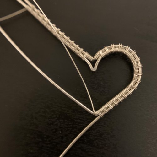 Kendra Austin's Filigree Heart Pendant - Shape the Heart, Contemporary Wire Jewelry, Weaving, Wire Weaving, Weaving Wire, Use your nylon-tipped pliers to help with this