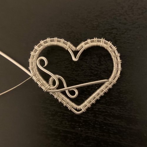 Kendra Austin's Filigree Heart Pendant - Finish the Filigree, Contemporary Wire Jewelry, Weaving, Wire Weaving, Weaving Wire, Trim it to approximately 2cm length.