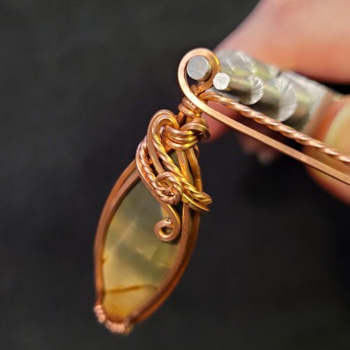 Jennifer Brooks's Marquis Earrings - , Classic Wire Jewelry, Spirals, Wire Spiral, Spiral Wire Wrap, Wire Wrapping, Wrapping, Wire Wrapping Jewelry, Bend square bail post down to the left