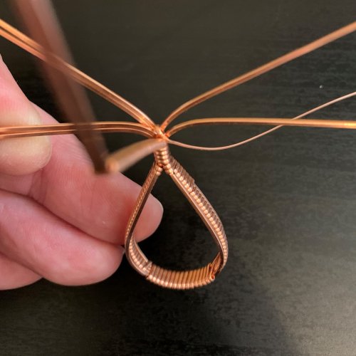 Kendra Austin's Classic Wire Wrapped Cabochon - Complete the Wrapping Wire, Classic Wire Jewelry, Wire Wrapping, Wrapping, Wire Wrapping Jewelry, Place a bend in the bail wires