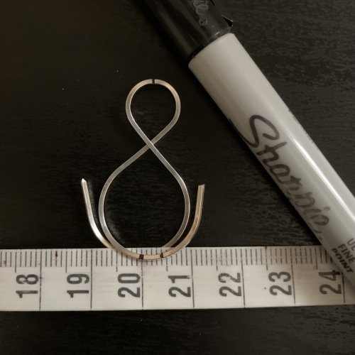 Kendra Austin's Infinity Earrings - Form the outer element loops, Contemporary Wire Jewelry, Filing, Finishing, Forging, Forging Jewelry, Jewelry Forging, Lashing, Wire Lashing, Loops, Wire Loop, Wrapped Wire Loop, Mark the center bottom of each outer element