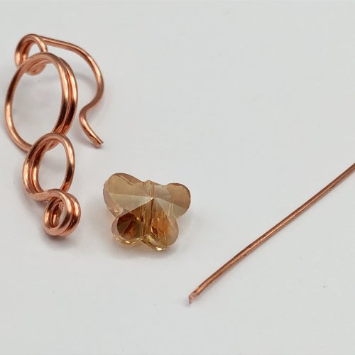 Erika Pal's Loop in Loop Earrings - , Contemporary Wire Jewelry, Loops, Wire Loop, Wrapped Wire Loop, Now we will add the bead to the earring.