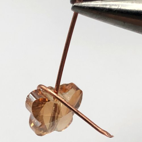 Erika Pal's Loop in Loop Earrings - , Contemporary Wire Jewelry, Loops, Wire Loop, Wrapped Wire Loop, Now bend it to the front above the bead