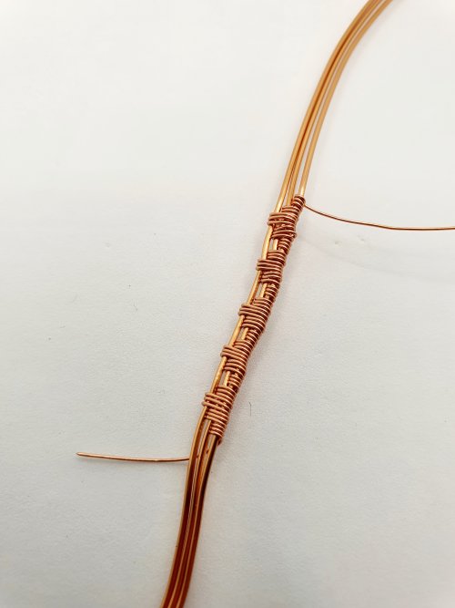 Natalie Patten's Wire Wrap a Chandelier Crystal - , Contemporary Wire Jewelry, Wire Wrapping, Wrapping, Wire Wrapping Jewelry, Weaving, Wire Weaving, Weaving Wire, Repeat this weaving pattern 5 times