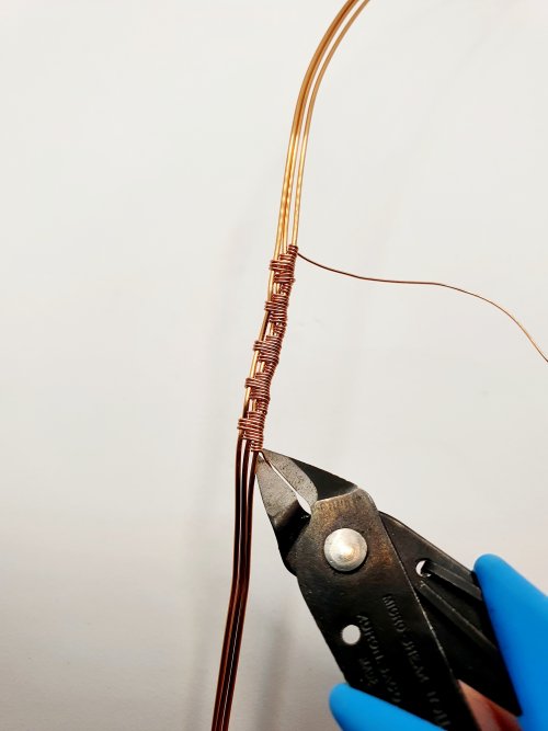 Natalie Patten's Wire Wrap a Chandelier Crystal - , Contemporary Wire Jewelry, Wire Wrapping, Wrapping, Wire Wrapping Jewelry, Weaving, Wire Weaving, Weaving Wire, cut off the tail end of the 0.4mm/26 gauge weaving wire