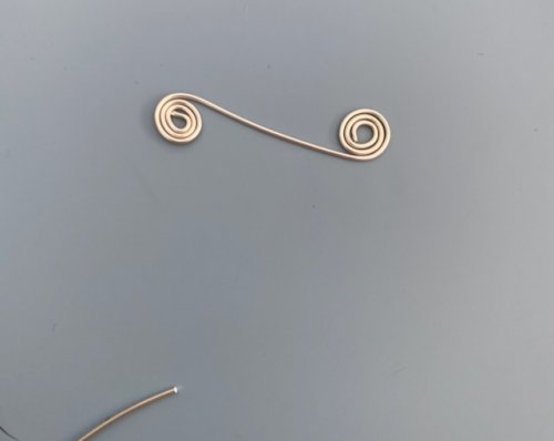 Lori Cranson's Fire and Ice Long Necklace - , Contemporary Wire Jewelry, Coiling, Coiling Wire, Wire Coiling, Both ends are spiralled