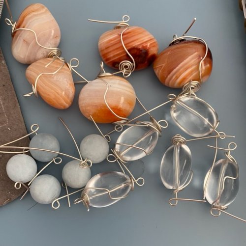 Lori Cranson's Fire and Ice Long Necklace - , Contemporary Wire Jewelry, Coiling, Coiling Wire, Wire Coiling, I am using 15 stones in the necklace and wrapped 10 of them.