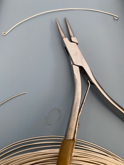 Lori Cranson's Fire and Ice Long Necklace - , Contemporary Wire Jewelry, Coiling, Coiling Wire, Wire Coiling,  make a small loop