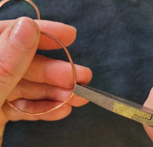 Jennifer Brooks's Dyer's Mushroom Netted Hoop Pendant - , Contemporary Wire Jewelry, Lashing, Wire Lashing, Wire Wrapping, Wrapping, Wire Wrapping Jewelry, , pinch closed with flat chain nose pliers