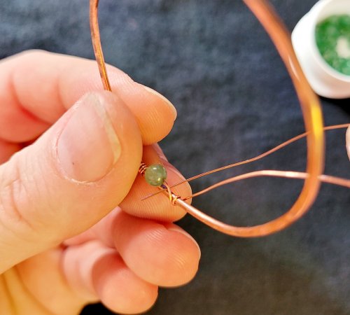 Jennifer Brooks's Dyer's Mushroom Netted Hoop Pendant - , Contemporary Wire Jewelry, Lashing, Wire Lashing, Wire Wrapping, Wrapping, Wire Wrapping Jewelry, , Repeat this process until you come back around to the beginning