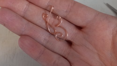 Elizabeth Schultz's Butterfly Swirly Wire Earrings - , Contemporary Wire Jewelry, Coiling, Coiling Wire, Wire Coiling, Lashing, Wire Lashing, Loops, Wire Loop, Wrapped Wire Loop, Wire Wrapping, Wrapping, Wire Wrapping Jewelry, Butterfly Swirly Wire Earrings