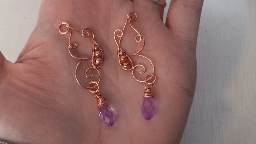 Elizabeth Schultz's Butterfly Swirly Wire Earrings - , Contemporary Wire Jewelry, Coiling, Coiling Wire, Wire Coiling, Lashing, Wire Lashing, Loops, Wire Loop, Wrapped Wire Loop, Wire Wrapping, Wrapping, Wire Wrapping Jewelry, Butterfly Swirly Wire Earrings