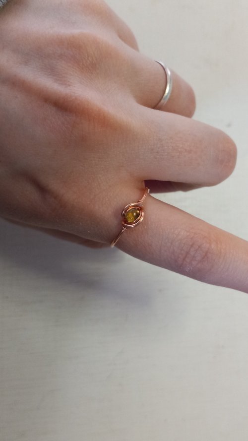 Elizabeth Schultz's Dainty Cabochon Ring - , Contemporary Wire Jewelry, Wire Wrapping, Wrapping, Wire Wrapping Jewelry, dainty cabochon wire ring