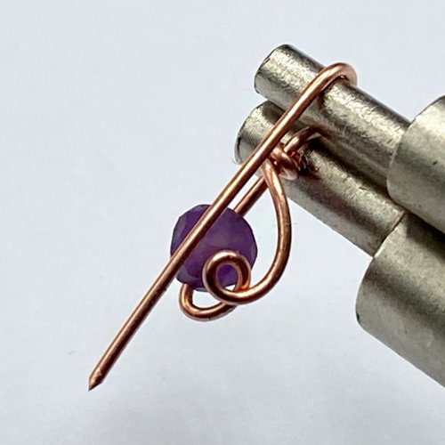 Erika Pal's Birthstone Wire Earrings - , Contemporary Wire Jewelry, Loops, Wire Loop, Wrapped Wire Loop, Wire Wrapping, Wrapping, Wire Wrapping Jewelry, Close to the wrapped part