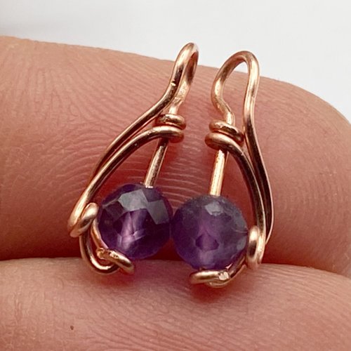Erika Pal's Birthstone Wire Earrings - , Contemporary Wire Jewelry, Loops, Wire Loop, Wrapped Wire Loop, Wire Wrapping, Wrapping, Wire Wrapping Jewelry, connect them with the ear wires
