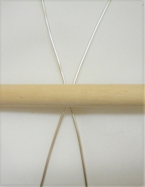 Judy Larson's Make Simple Wire Slide Bails - , Findings & Components, Toggles & Clasps, Earwire & Headpin, Coiling, Coiling Wire, Wire Coiling, Place the 5/16 mandrel over the marks and wrap the wires closely