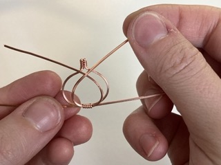 Elizabeth Schultz's Wire Pumpkin Earrings - , Contemporary Wire Jewelry, Wire Wrapping, Wrapping, Wire Wrapping Jewelry, wire pumpkin earrings