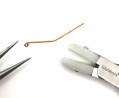 Kristal Wick's Icy Glacier Necklace - , Wire Jewelry Design, Design, make a tiny loop