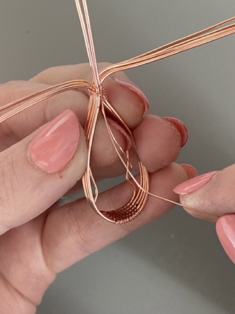 Elizabeth Schultz's Swirly Teardrop Pendant  - , Classic Wire Jewelry, Wire Wrapping, Wrapping, Wire Wrapping Jewelry, Weaving, Wire Weaving, Weaving Wire, spread the wires to each side