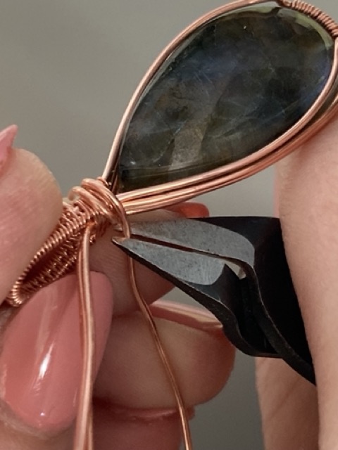 Elizabeth Schultz's Swirly Teardrop Pendant  - , Classic Wire Jewelry, Wire Wrapping, Wrapping, Wire Wrapping Jewelry, Weaving, Wire Weaving, Weaving Wire, trim the wire