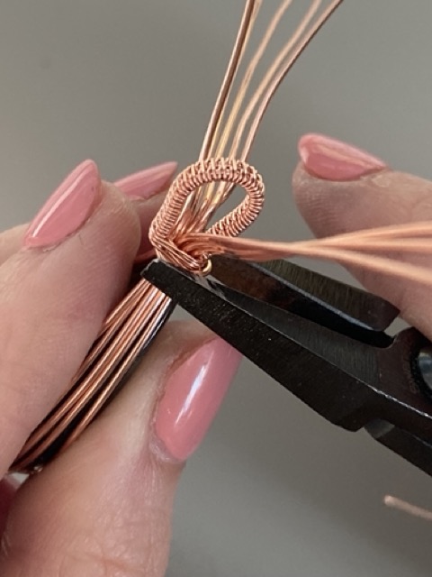 Elizabeth Schultz's Swirly Teardrop Pendant  - , Classic Wire Jewelry, Wire Wrapping, Wrapping, Wire Wrapping Jewelry, Weaving, Wire Weaving, Weaving Wire, tuck in the ends