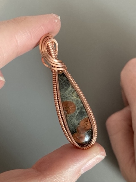 Elizabeth Schultz's Simple Wrapped Stone Pendant - , Classic Wire Jewelry, Wire Wrapping, Wrapping, Wire Wrapping Jewelry, wrapped stone pendant