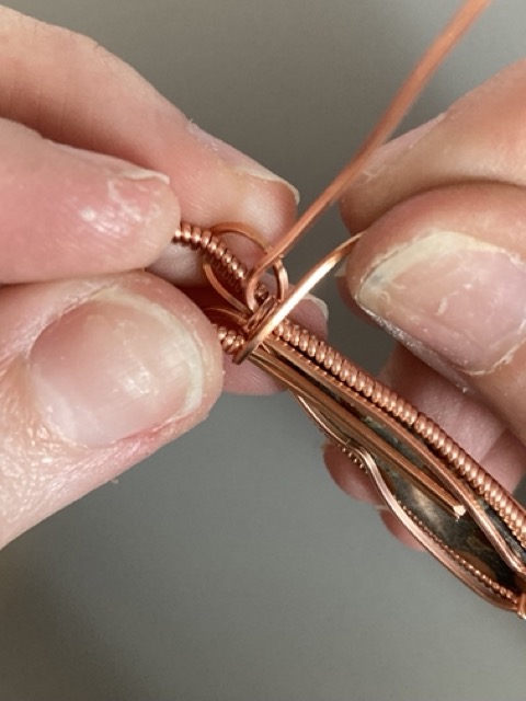 Elizabeth Schultz's Simple Wrapped Stone Pendant - , Classic Wire Jewelry, Wire Wrapping, Wrapping, Wire Wrapping Jewelry, wrap the wire