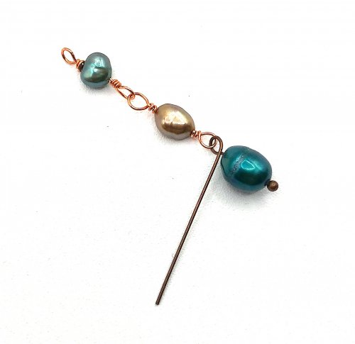 Kristal Wick's Blue Cascade Pearl Earrings - , Contemporary Wire Jewelry, Making Chain, Chain Making , Loops, Wire Loop, Wrapped Wire Loop, make a wire wrapped link