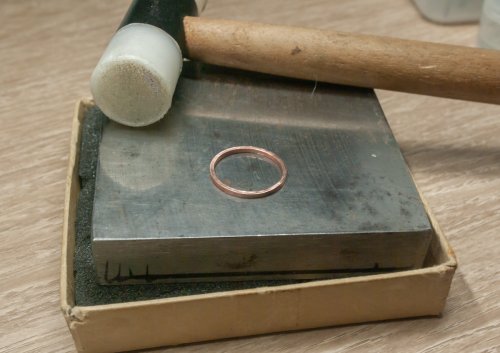 Kylie Jones's Beaded RIng Pendant - , Contemporary Wire Jewelry, Texturing, Butane Torch, Soldering, Solder, hammer the ring flat