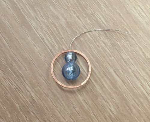 Kylie Jones's Beaded RIng Pendant - , Contemporary Wire Jewelry, Texturing, Butane Torch, Soldering, Solder, hammer the headpin