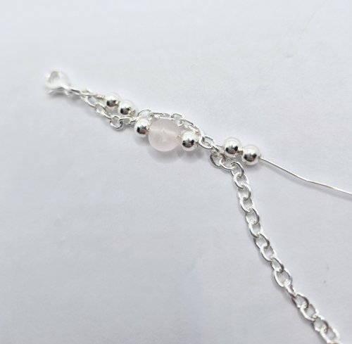 Natalie Patten's Delicate Wire and Chain Bracelet - , Contemporary Wire Jewelry, Making Chain, Chain Making , Beads, alternate to the other side, adding on two spacer beads again