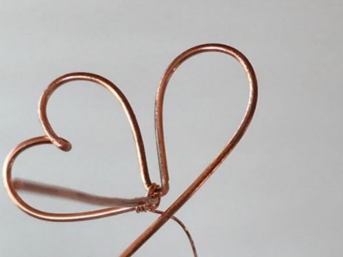 Erika Pal's Lucky Clover Pendant - , Contemporary Wire Jewelry, Wire Wrapping, Wrapping, Wire Wrapping Jewelry, create the next petal