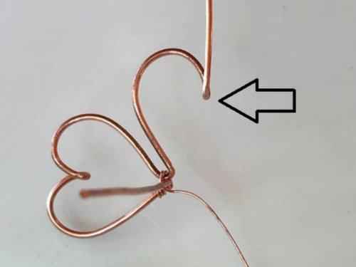 Erika Pal's Lucky Clover Pendant - , Contemporary Wire Jewelry, Wire Wrapping, Wrapping, Wire Wrapping Jewelry, create the next petal